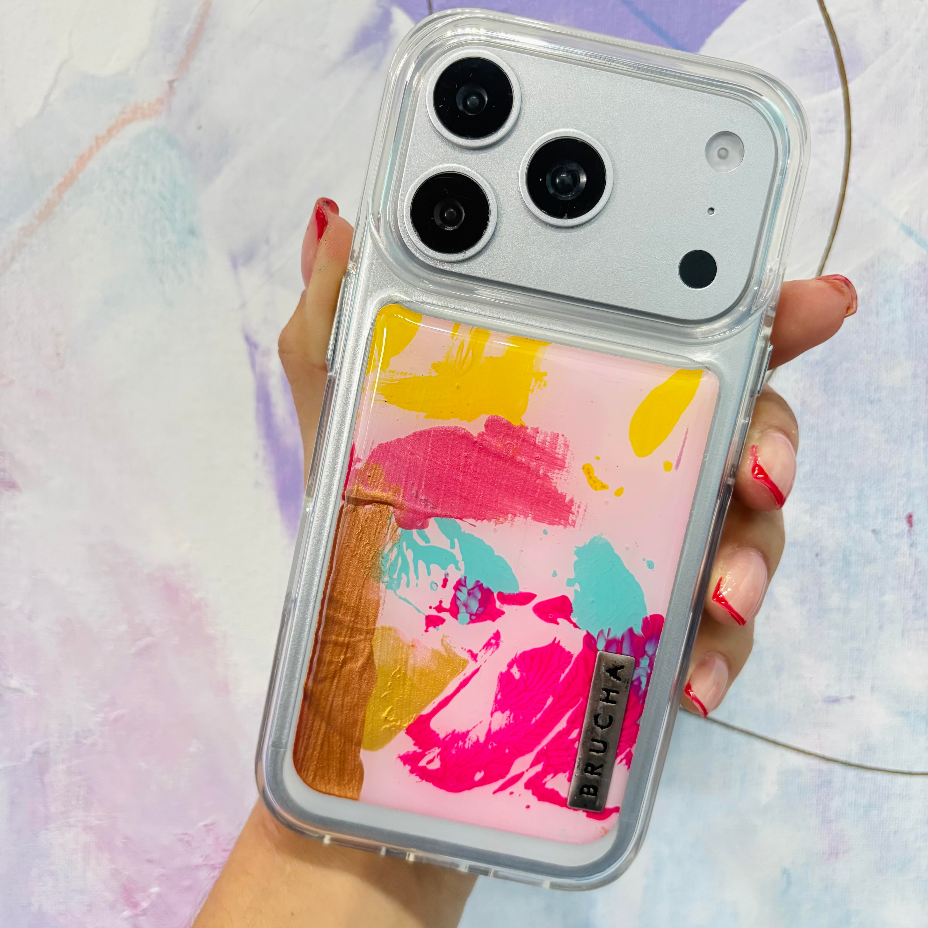 Funda ultra protectora pintada a mano para iPhone 17 Pro -  Quito