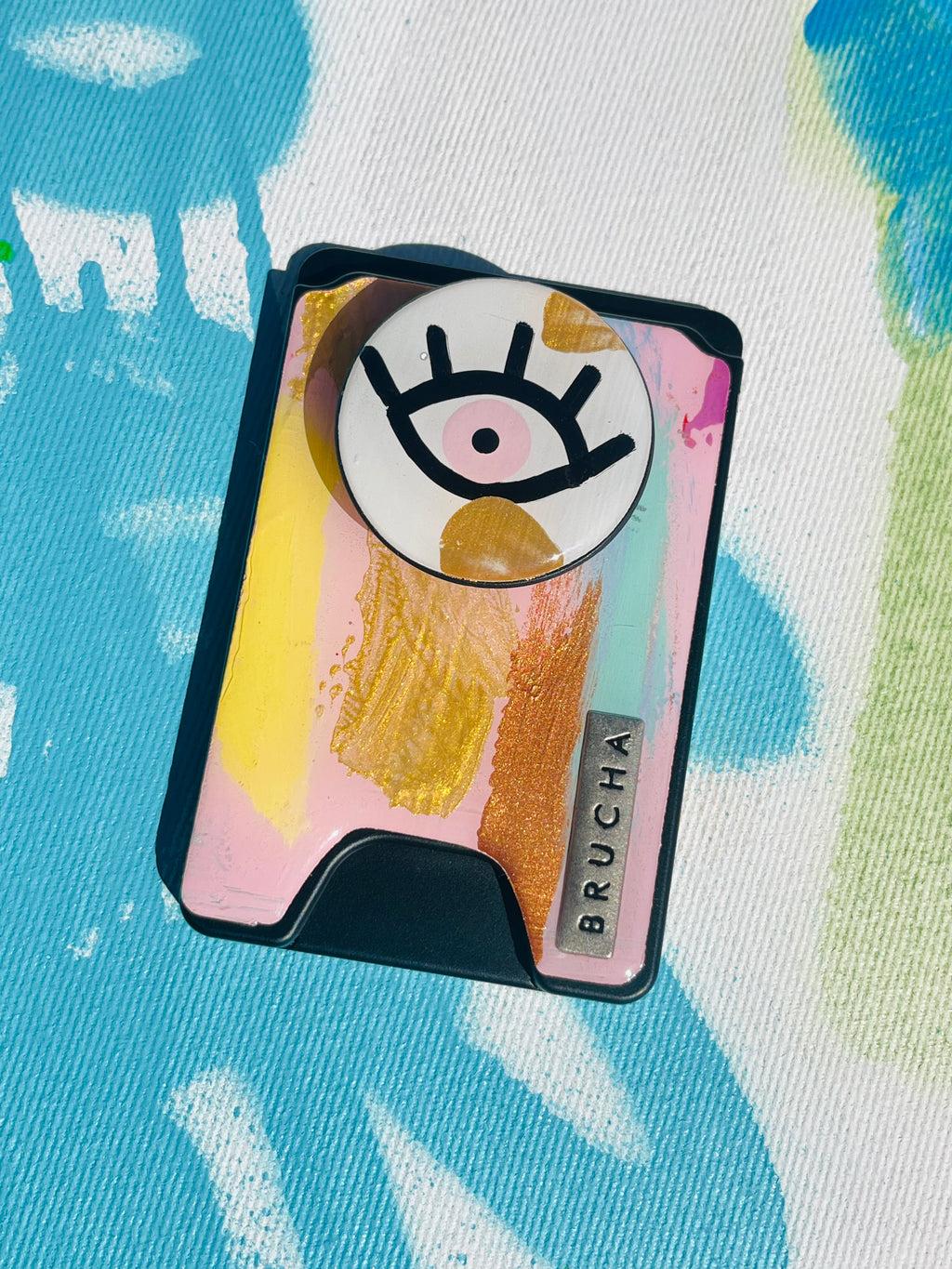 Cartera MagSafe con phone holder incluido handpainted - I See You Rosa