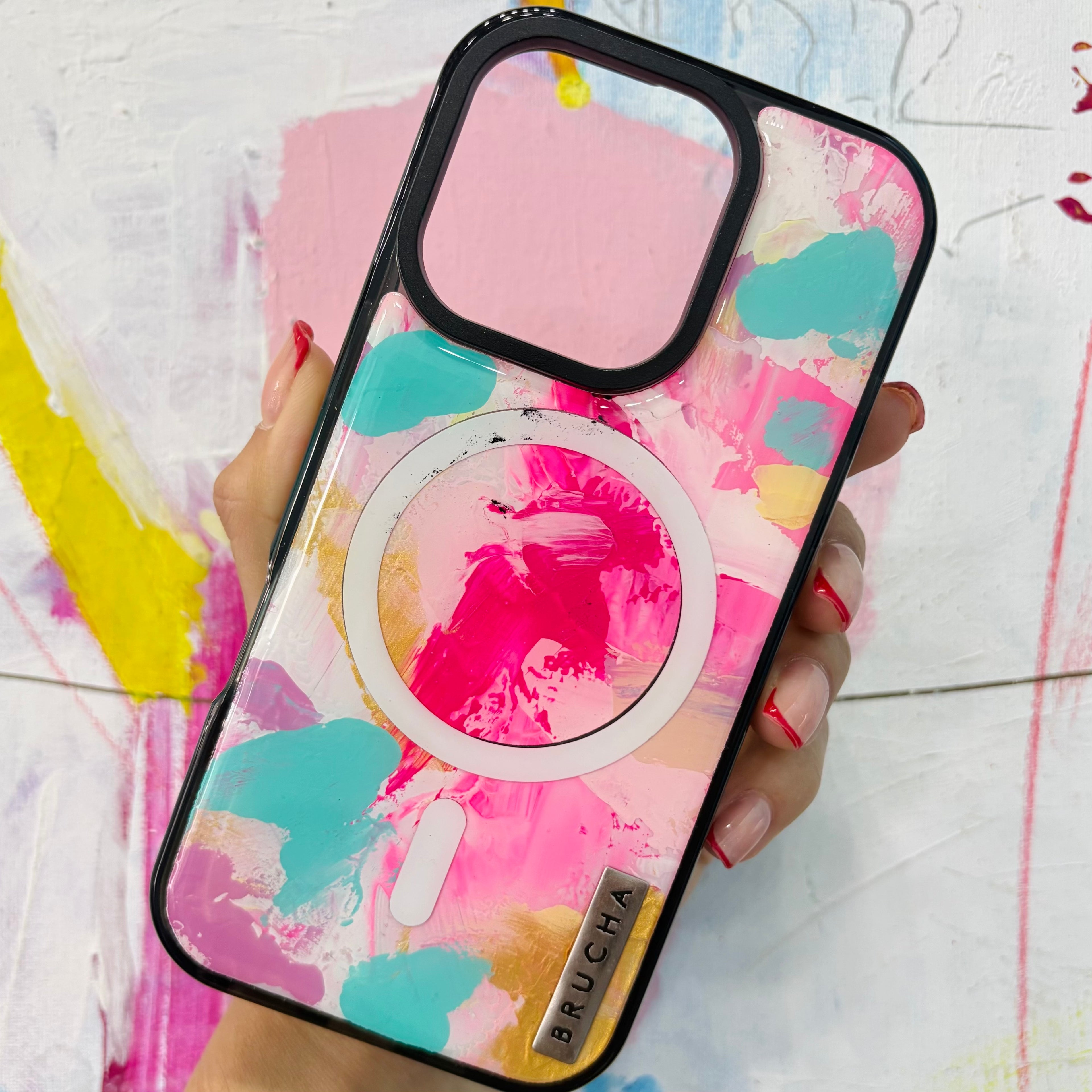 Funda Magsafe ultra protectora pintada a mano para iPhone 16 Pro - Liz