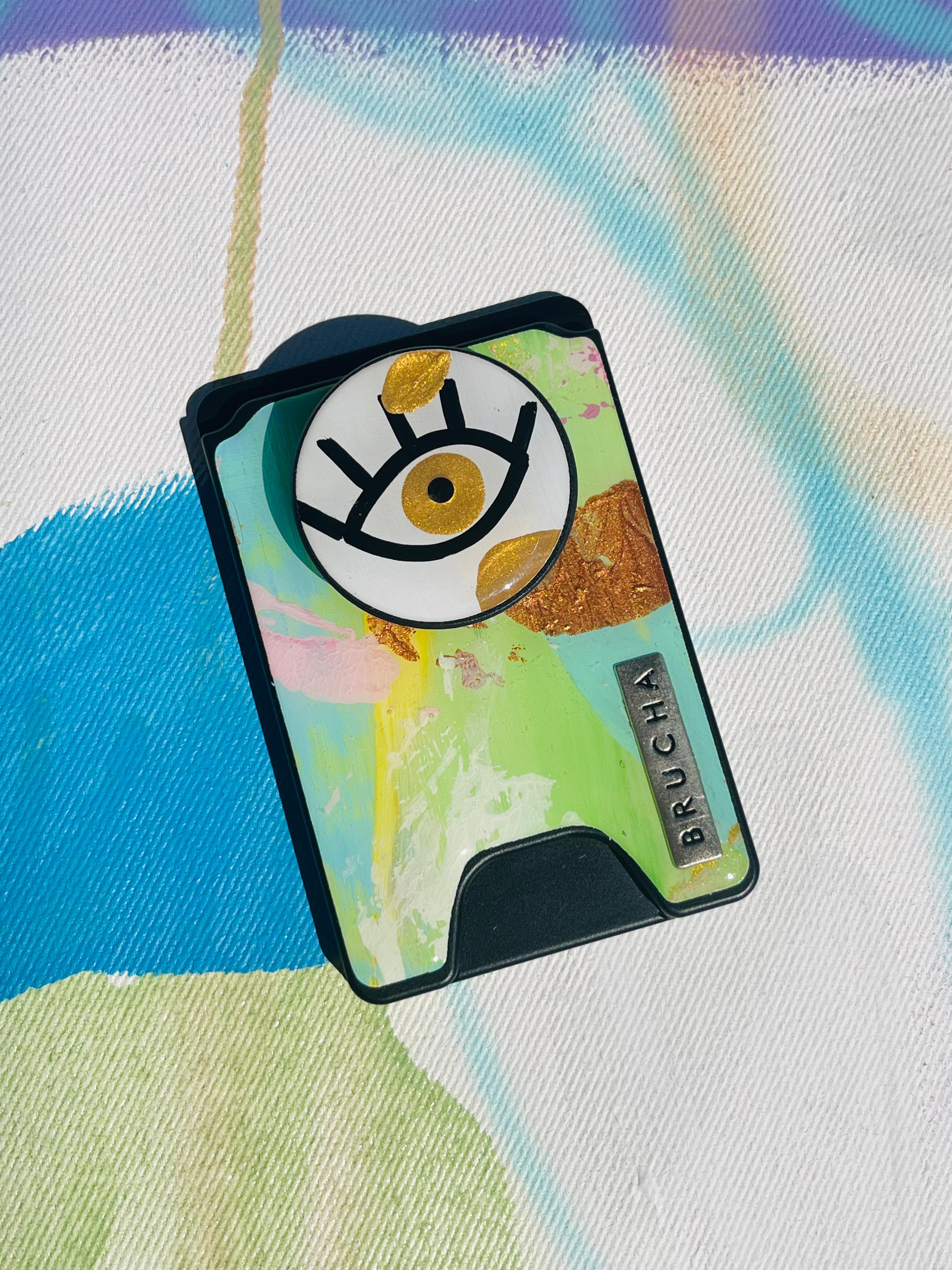 Cartera MagSafe con phone holder incluido handpainted - I See You Dorado