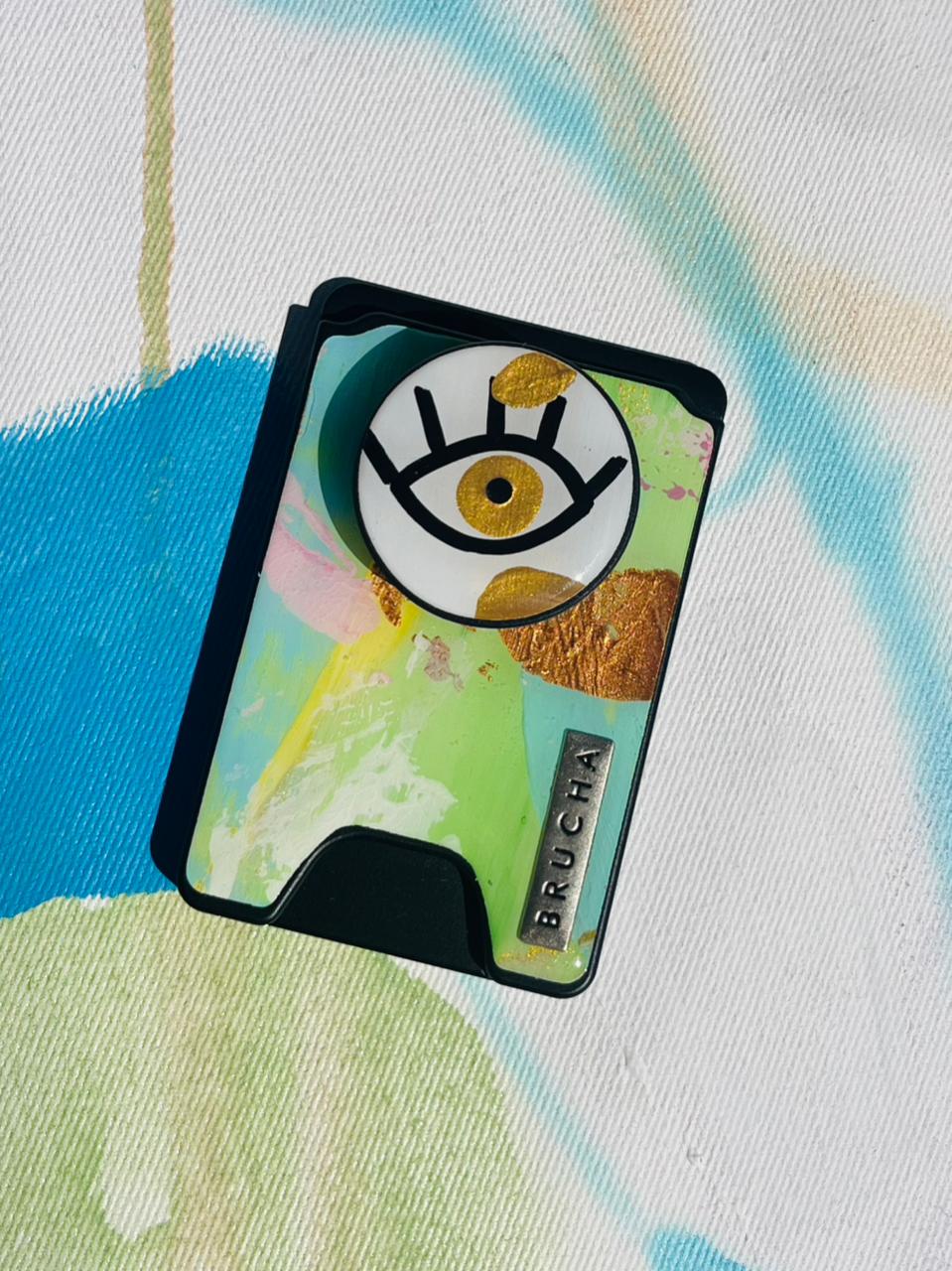Cartera MagSafe con phone holder incluido handpainted - I See You Dorado