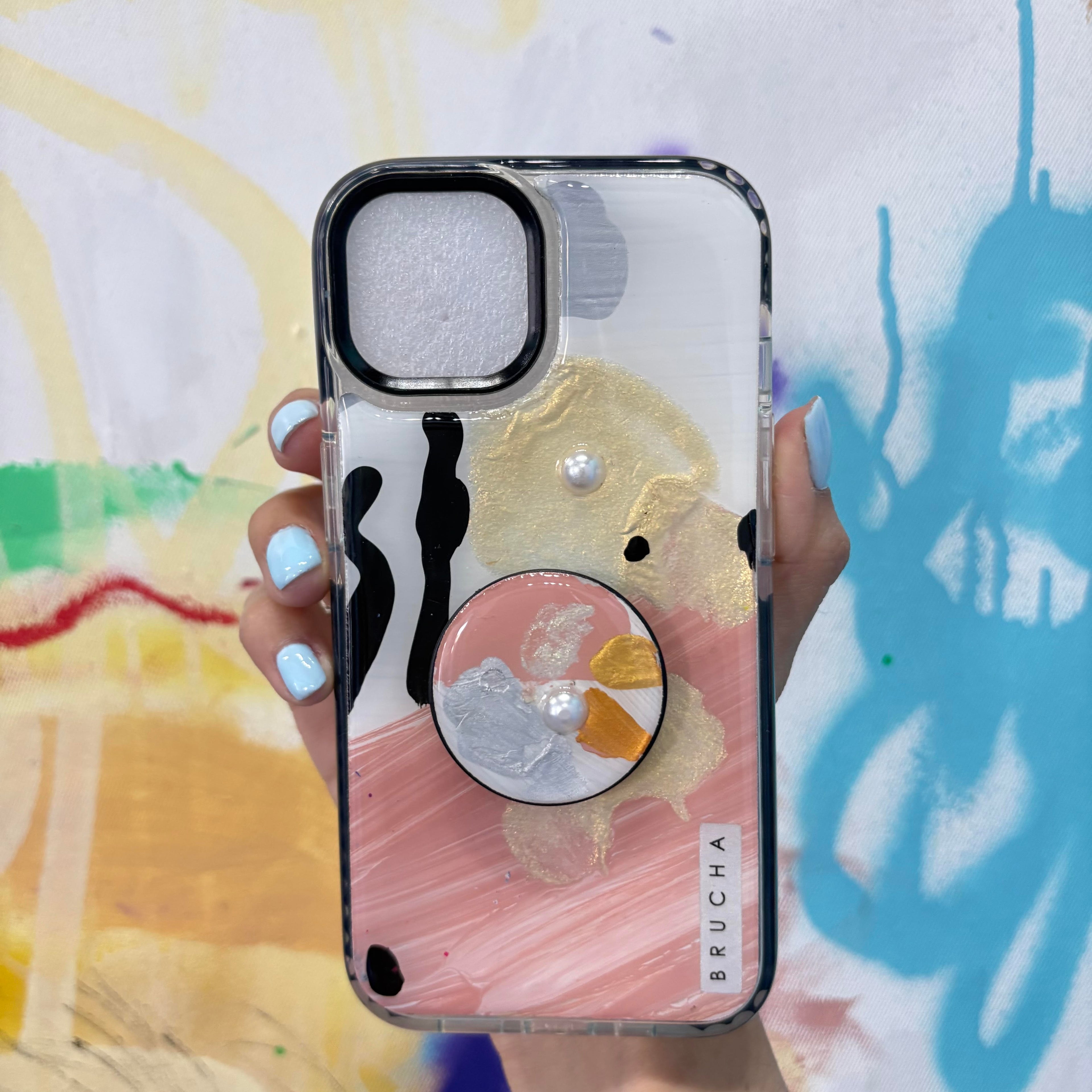 Set de funda ultra protectora, holder match y mica vidrio templado, pintada a mano con brillos Edición Limitada para iPhone 13 - Berry